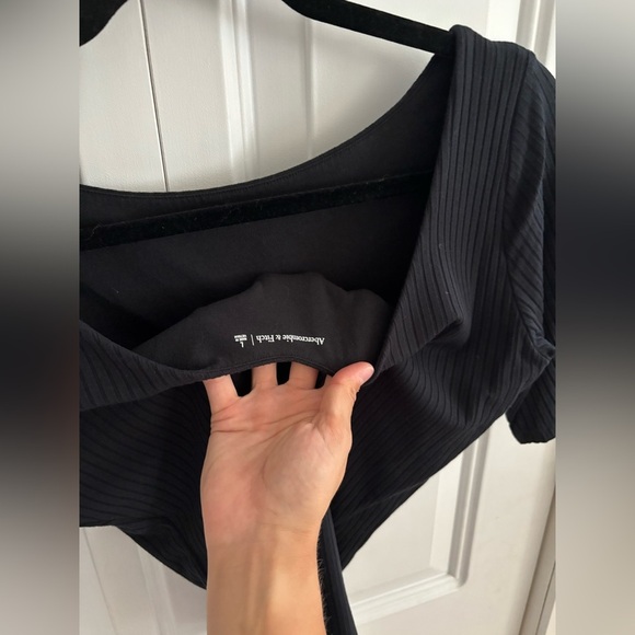 Half-Sleeve Wide Rib Boatneck Top - Picture 4 of 5